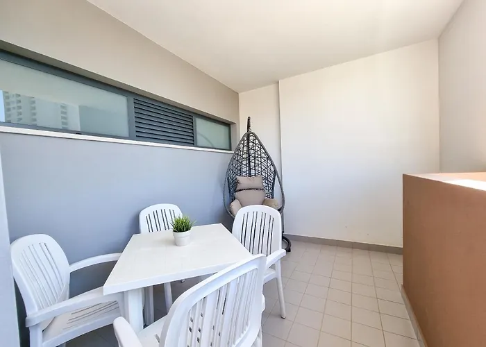 Rocha Tower Lovely ポルティマン